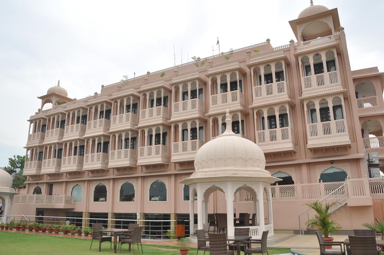 The Royal Retreat Hotel Ranchi Eksteriør billede